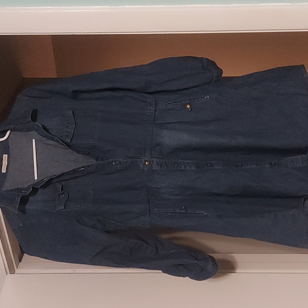 So cute! Blue jean mini dress! It's an extra large but fits like a small